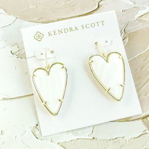 Kendra Scott | Ansley Heart | Ivory Mother-Of-Pearl Gold Drop Earrings